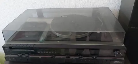grande radio tourne disques lecteur de Cd vintage années 60.70