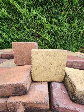 Pavés grés 18m2: 5x13x13