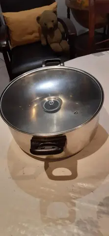 casserole 28cm de diamètre
