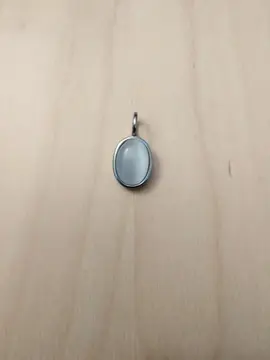 Pendant blanc nacré