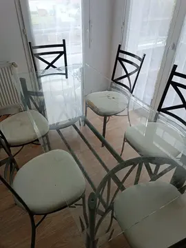 Table de salle à manger