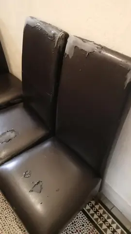 chaises