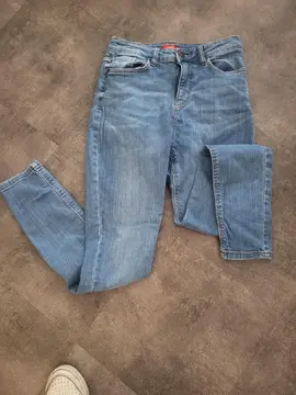 38 femme slim