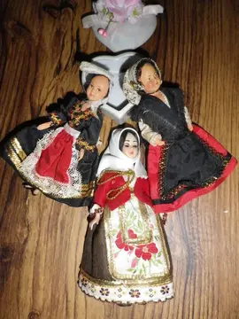 3 poupées de collection Vintage