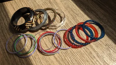 Lot de bracelets