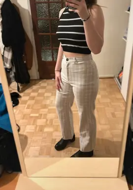 Pantalon large au mollets