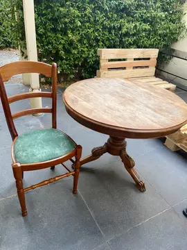 table et 4 chaises