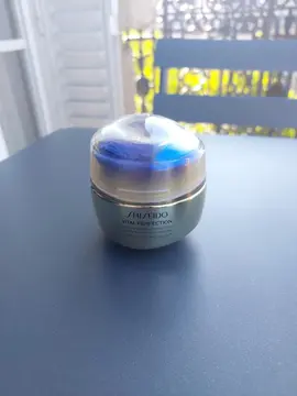 Pot crème Shiseido