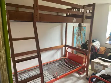 structure d’un lit superposé en bois