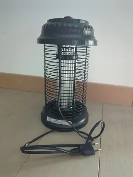 Lampe anti-moustique électrique