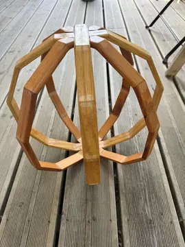 Objet en bois décoratif