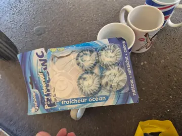 tasse vêtements bébé garçon