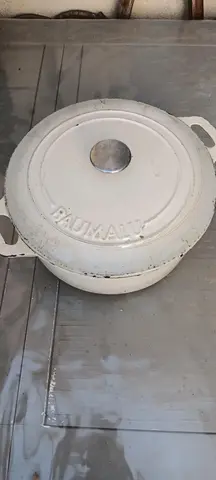 donne cocotte en fonte en etat