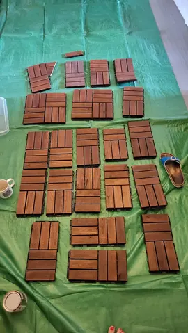 Morceaux de caillebotis bois IKEA