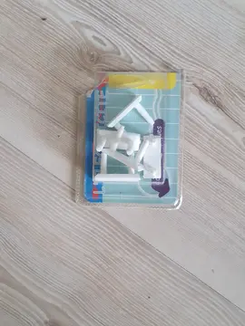 Cache prise
