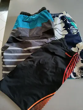 SHORTS DE BAIN