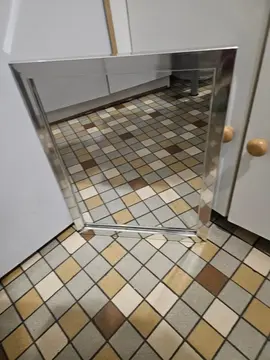 miroir cadre à changer toujours fonctionnel voir photos merci
