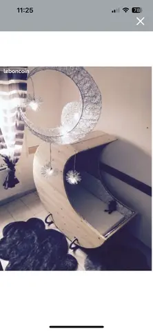 lit lune en bois fait maison
