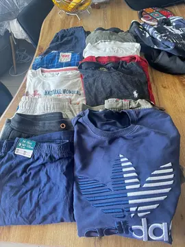 lot vêtement garçon 12–14 ans