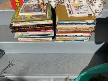 Bandes dessinées et autres