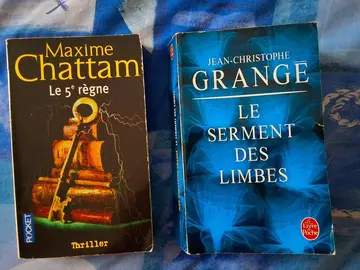 2 livres de poches