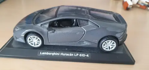 maquette de Lamborghini Huracàn 610-4