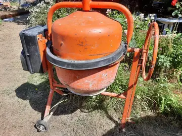 Bétonnière électrique