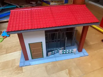 maison chevaux pour enfants