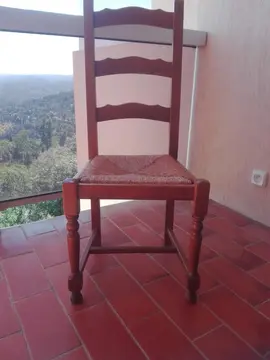 4 chaises en bois