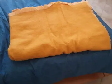 couverture orange en laine pour lit 140cm x 190cm