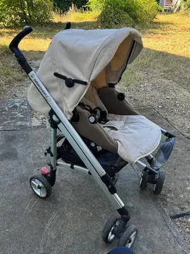 Poussette bébé confort