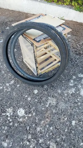 2 pneus