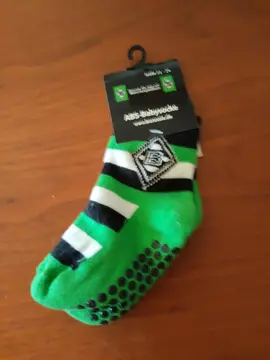 paire de chaussettes enfant p 21/24... neuve
