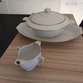 soupière saucière plat