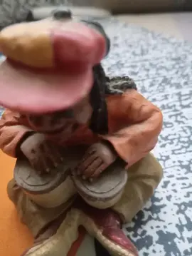 1 bibelot
