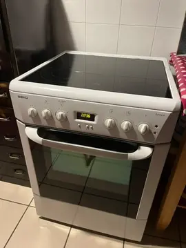 cuisinière Beko électrique