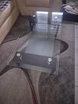 table noire laquée et verre