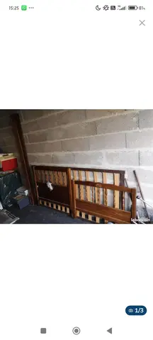 lit simple en bois