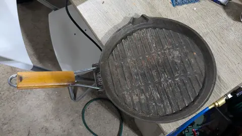 poêle grill en fonte