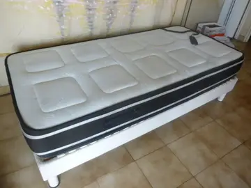 Lit Electrique 90/200cm – Matelas KingBed Hôtellerie de luxe – à prendre sur LE CANNET