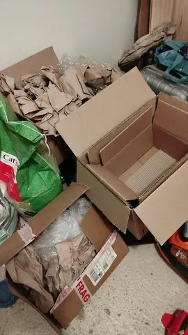 cartons de déménagement et papier bulle / kraft