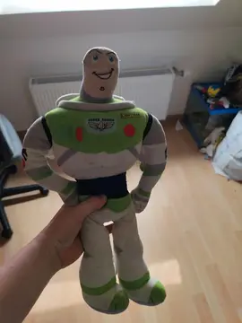 peluche buzz l'éclair