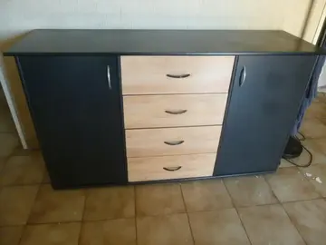 Buffet Enfilade Bicolore Vintage Parisot - 2 portes 4 tiroirs à prendre sur LE CANNET