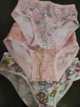 3 culottes . 4-6 ans