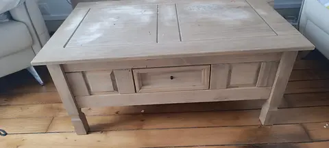 Table basse en bois