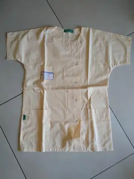 3 hauts de tenue de stage puériculture