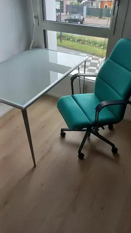 table verre plus fauteul