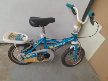 velo, draisienne et trotinette