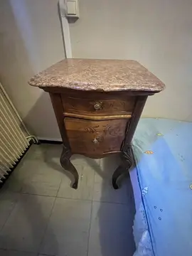 Table de chevet avec plaque marbre