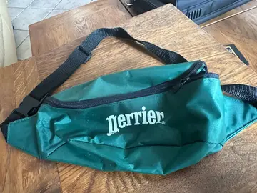 pochette / banane PERRIER